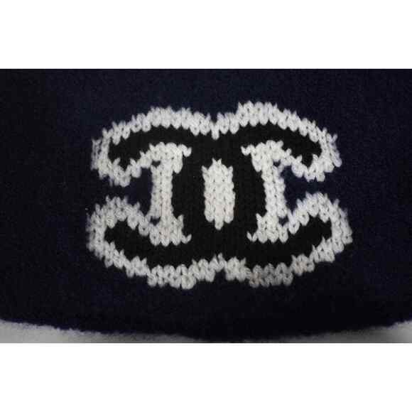 Chanel 22B Wool Cashmere Navy Blue White Black CC Logo Beanie Winter Hat Cloche main image 5